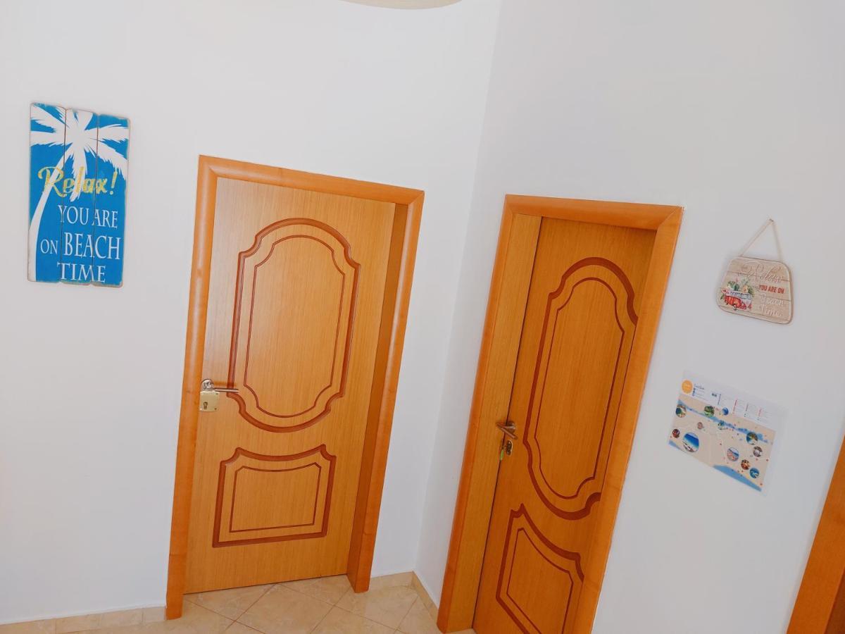 Orange Guest House Dhërmi Exterior foto